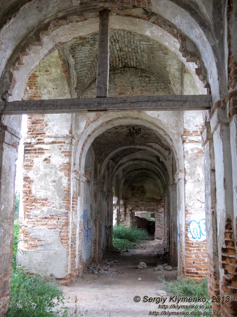 Хмельницкая область, Изяслав. Фото. Галерея дворца Заславских.