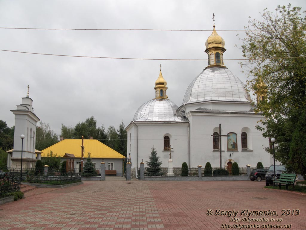 Львовская область, Городок. Фото. Церковь Благовещения Пресвятой Девы Марии, вид со стороны площади Рынок (ныне площадь Гайдамаков).