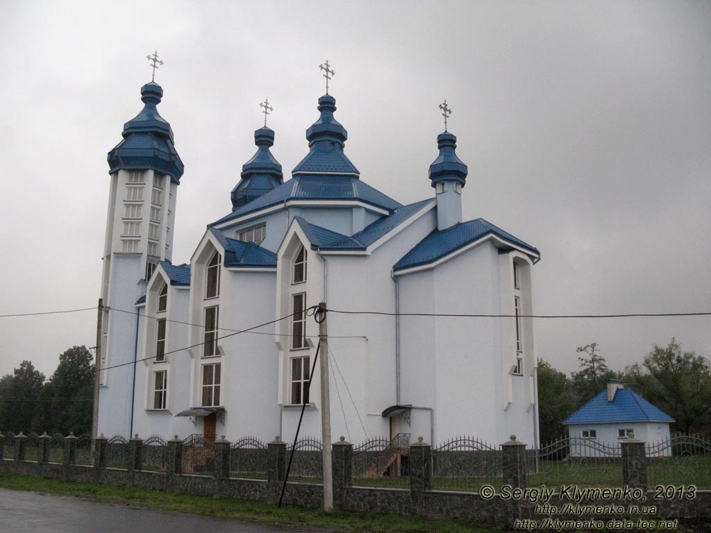 Закарпатская область, Свалява. Фото. Новый величественный Греко-католический храм Рождества Пресвятой Богородицы, 2010 год.