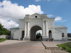 Глухов, Сумская область. Фото. Киевские ворота Глуховских городских укреплений - памятник истории, архитектуры и градостроения, 1766-1769 годы.