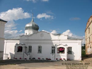 Путивль, Сумская область. Фото. Свято-Молченский монастырь, XVI-XIX века. На территории монастыря.