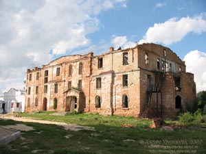 Путивль, Сумская область. Фото. Свято-Молченский монастырь, XVI-XIX века. На территории монастыря.
