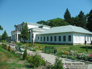 Тростянец, Сумская область. Фото. Дворец, XVIII-XIX века.