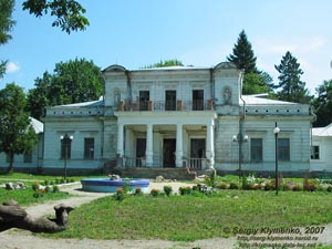Тростянец, Сумская область. Фото. Дворец, XVIII-XIX века.