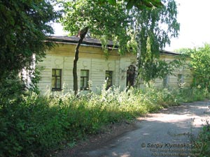 Старый Мерчик, Харьковская область. Фото. Имение Шидловского, западный флигель (конец XVIII века).