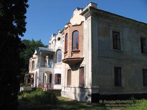 Березовая Рудка, Полтавская область. Фото. Бывший дворец семьи Закревских, парадный фасад.