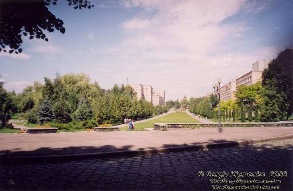 Ровно. Фото. Вид на улицу Короленко.