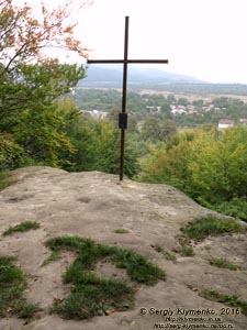 Львовская область. Розгирче. Фото. Вид с вершины скального монастыря (49°06'53"N, 23°42'01"E).