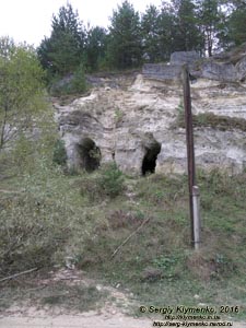 Львовская область. Село Дуброва. Фото. Пещеры Стольскоего городища (49°31'10.50"N, 24°04'43"E).
