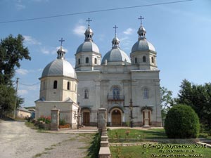 Тернопольская область, село Струсов. Фото. Греко-католический храм Св. Николая (1930 год).