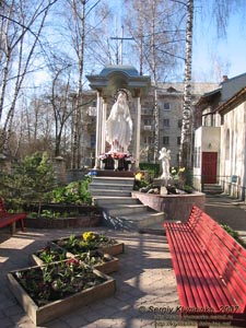 Тернополь. Фото. Храм святых Владимира и Ольги по ул. П. Орлика.