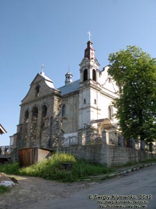 Львовская область. Город Турка. Фото. Костел Успения Пресвятой Девы Марии (Успенский костел).