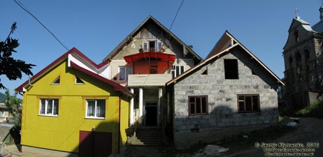 Львовская область. Город Турка. Фото. На улице Поялна.