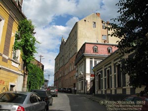 Ужгород. Фото. На улице А. Волошина.