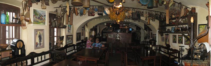 Ужгород. Фото. В кафе «Под замком».