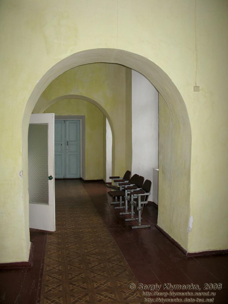 Винничина. Фото. Вороновица. Внутри бывшего дворца Грохольских (Можайских).