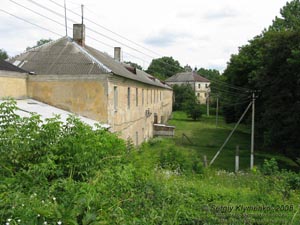 Волынь. Олыка. Фото. Замок Радзивиллов (1564 год), вид снаружи замка.