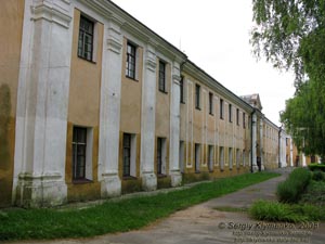 Волынь. Олыка. Фото. Замок Радзивиллов (1564 год), дворцовый корпус.