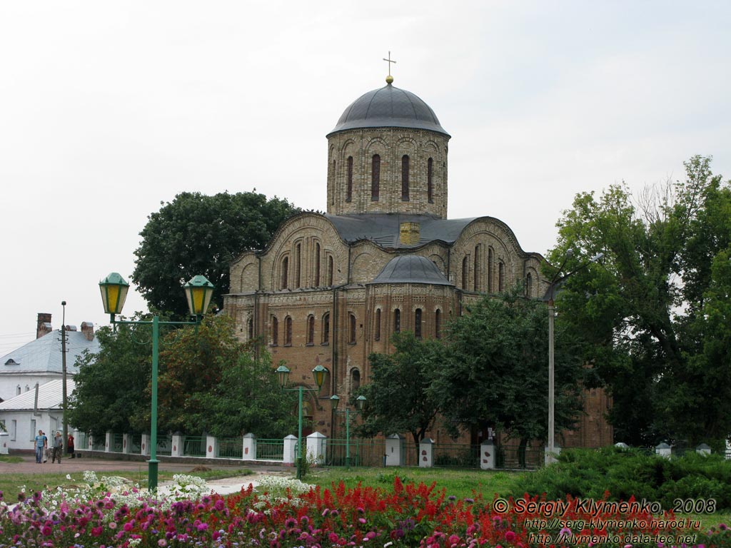 Житомирщина. Овруч. Фото. Свято-Васильевский собор.