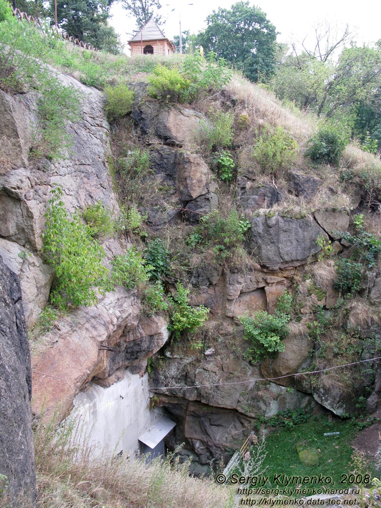 Житомирщина. Коростень. Фото. Военно-исторический комплекс «Скала».