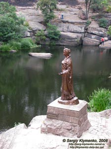 Житомирщина. Коростень. Фото. Парк им. Н. Островского. Равноапостольная Великая Княгиня Киевская Ольга.
