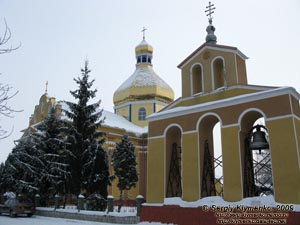 Ивано-Франковская область. Тысменица. Фото. Церковь Св. Николая с колокольней, 1866 год.