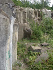 Ровенщина. Базальтовое. Фото. Базальтовые столбы.