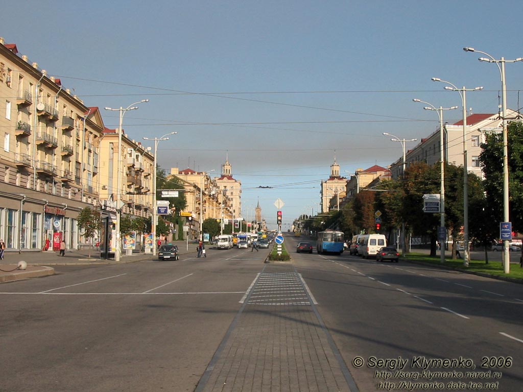 Запорожье. Фото. По проспекту Соборный (бывший Ленина).