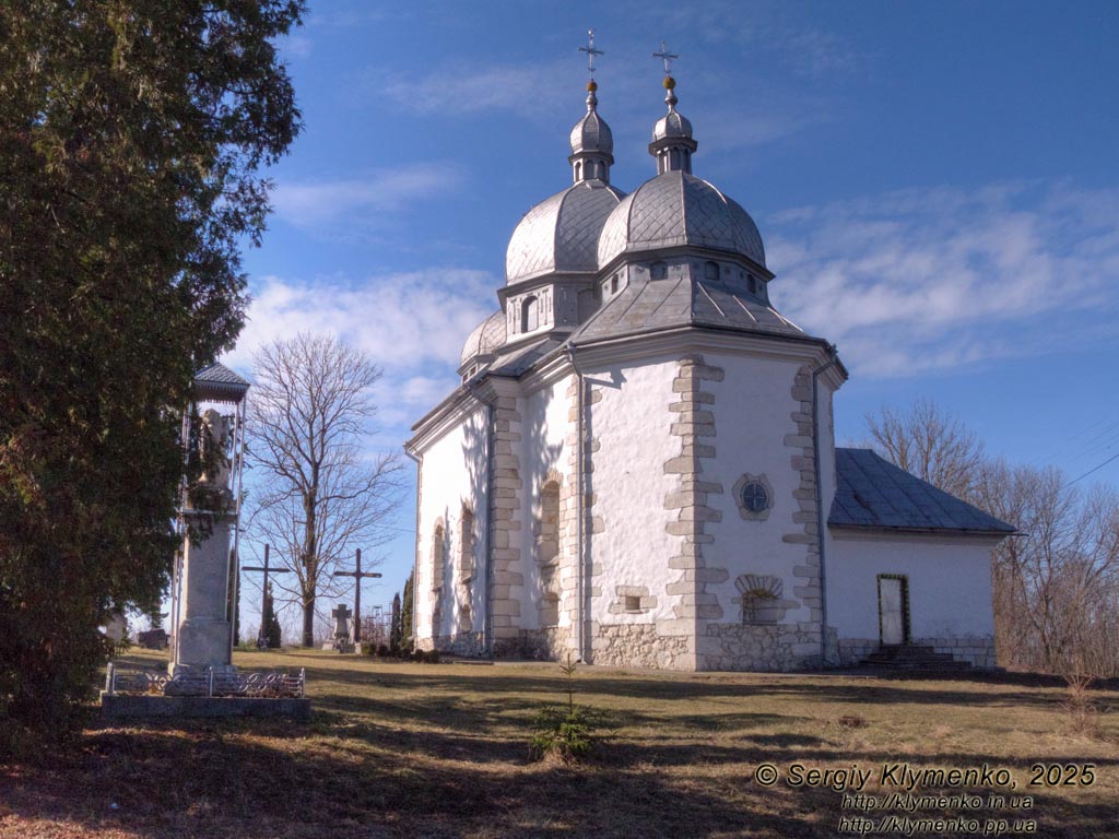 Подолье, Тернопольская область. Старый Збараж. Фото. Храм Преображения Господня (Преображенская церковь) на Чернечей горе, памятник архитектуры 1600 года.