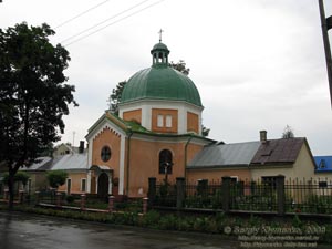 Жолква. Фото. Храм Праведника Лазаря (1627 год).