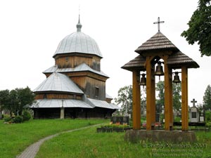 Жолква. Фото. Церковь Рождества Пресвятой Девы Марии (Церковь Рождества Богородицы) в Винниках, 1705 год (ул. Ивана Франко).