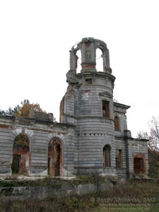 Житомирщина. Дениши. Фото. Руины дворца Терещенко. Фрагмент.